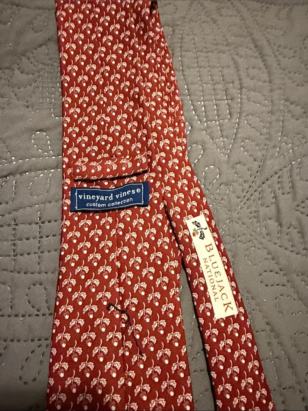 Men's BJN Bluejack Golf Accorn Patterned Vinyard VinesMotif Tie